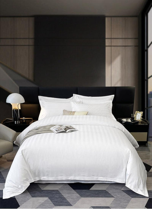 Microfibre Duvet Cover Satin Stripe Bedding Set Quilt Duvet Covers, Solid Soft & Comfy Bedding Cover Set Breathable Machine Wash