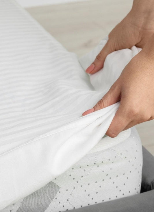 Fitted Sheet 300 Thread Count White Satin Stripe 100% Egyptian Cotton Hotel Quality