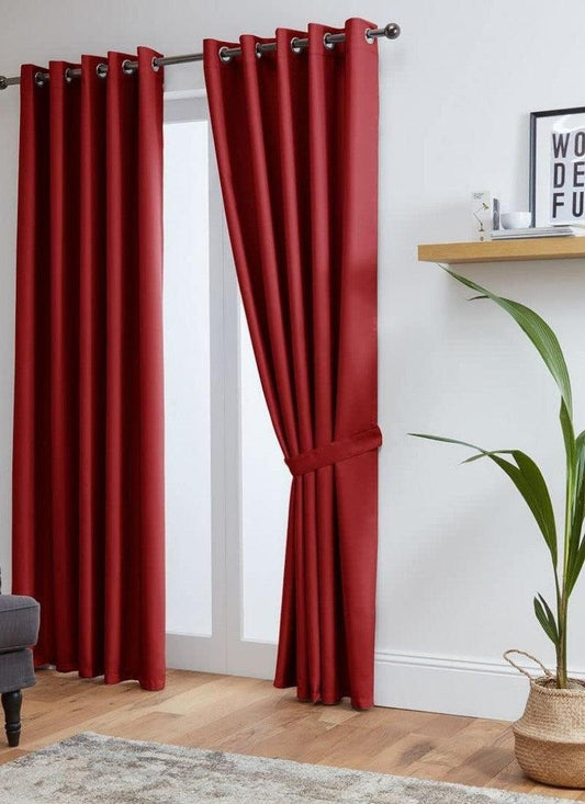 Thermal Thick Blackout Eyelet Ring Curtain - Blackout Curtains - Red