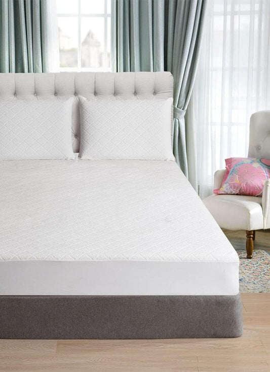 Waterproof Premium Bamboo Quilted Mattress Protector - Non Noisy Bed Bug Proof - Diamond Shape