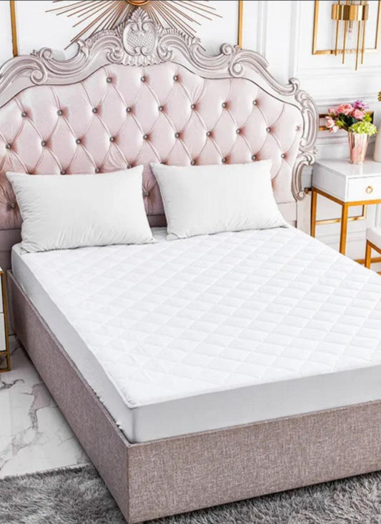Waterproof Premium Bamboo Quilted Mattress Protector - Non Noisy Bed Bug Proof - Diamond Shape