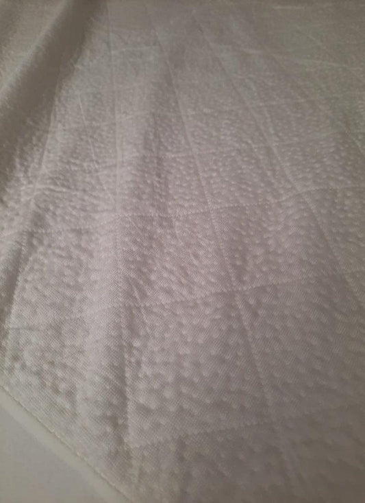 Waterproof Premium Bamboo Quilted Mattress Protector - Non Noisy Bed Bug Proof - Diamond Shape